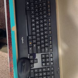 Wireless Keyboard And Mouse 
