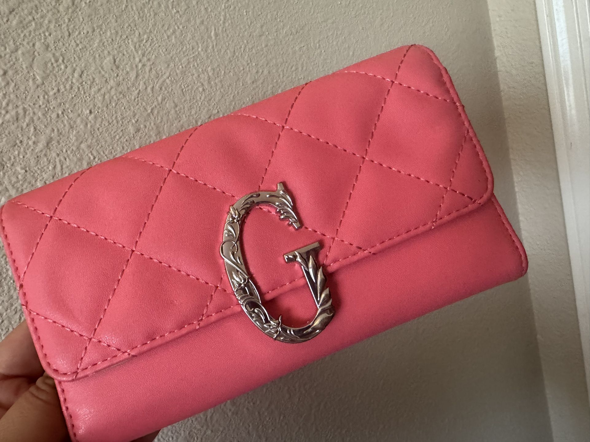 Hot Pink Guess Wallet💕