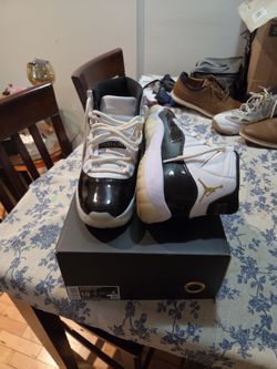 En venta, Air Jordan 11 Retro (usadas)