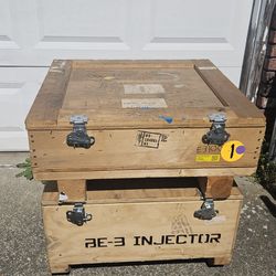 Blue Origin Wood Crates With Metal Locks!!