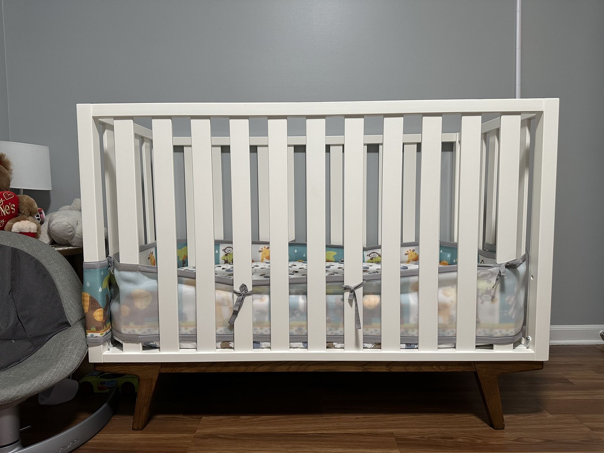 Large Crib-May Deliver Nearby