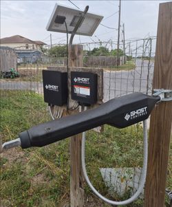 Ghost Controls Solar Gate Opener – As Is