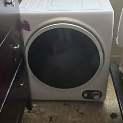 Magic Chef Dryer 1.5 Cf