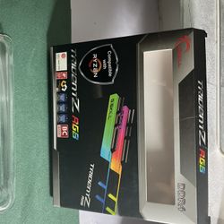 G.Skill Trident 16 GB RAM