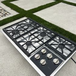 Wolf Cooktop - CT36G/S