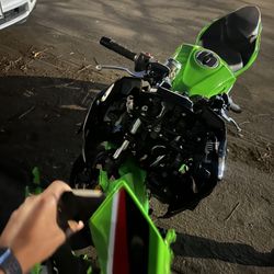 Kawasaki Ninja 500 SE ABS KRT edition 2024