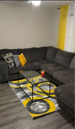 3 piece sectional & glass table