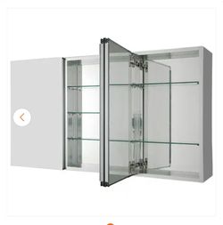 Three-Door Mirrored Bathroom Medicine Cabinet