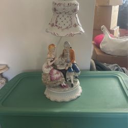 Vintage Lamp $35