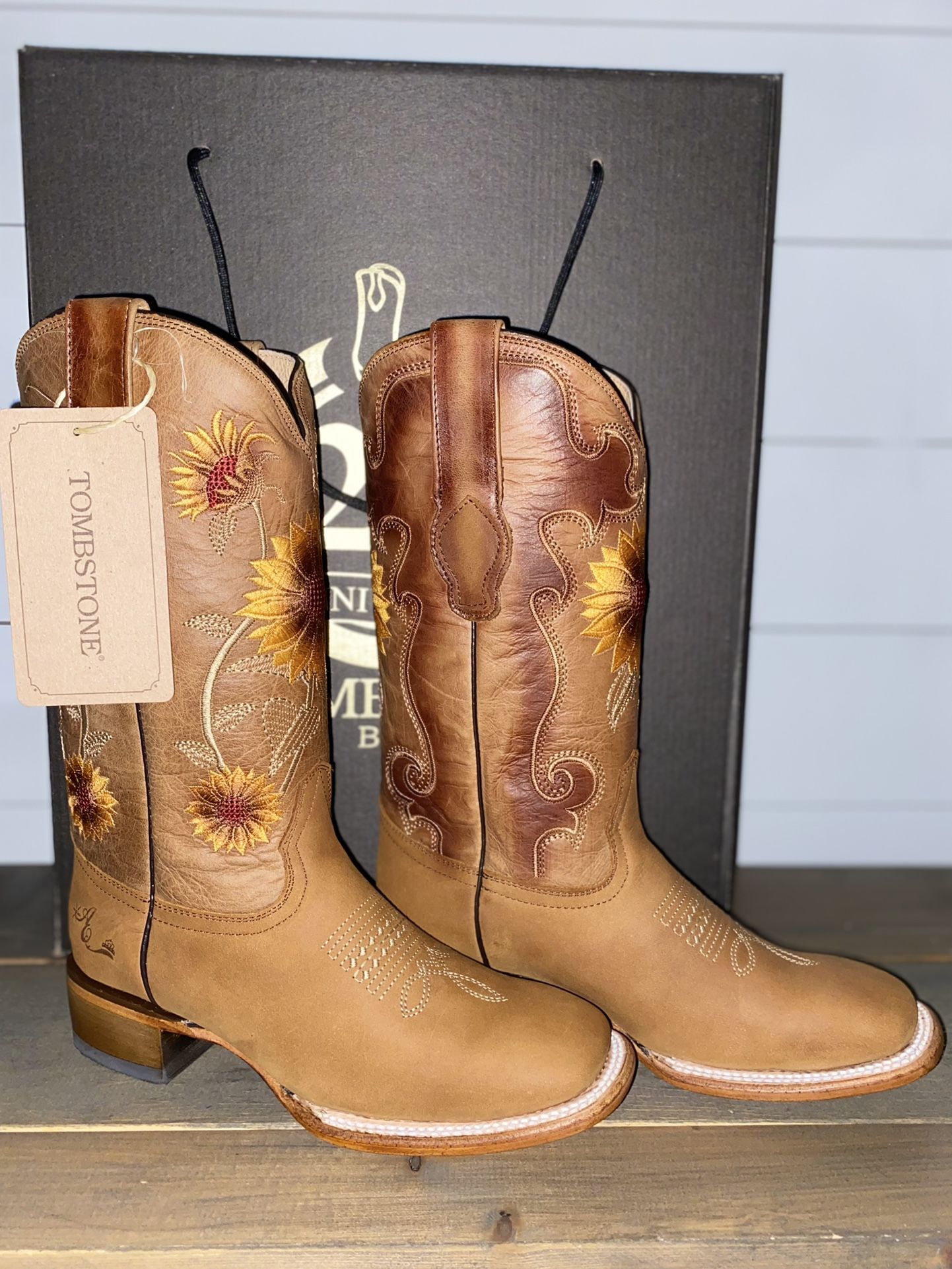 Bota Girasol Arena Queen By Tombstone