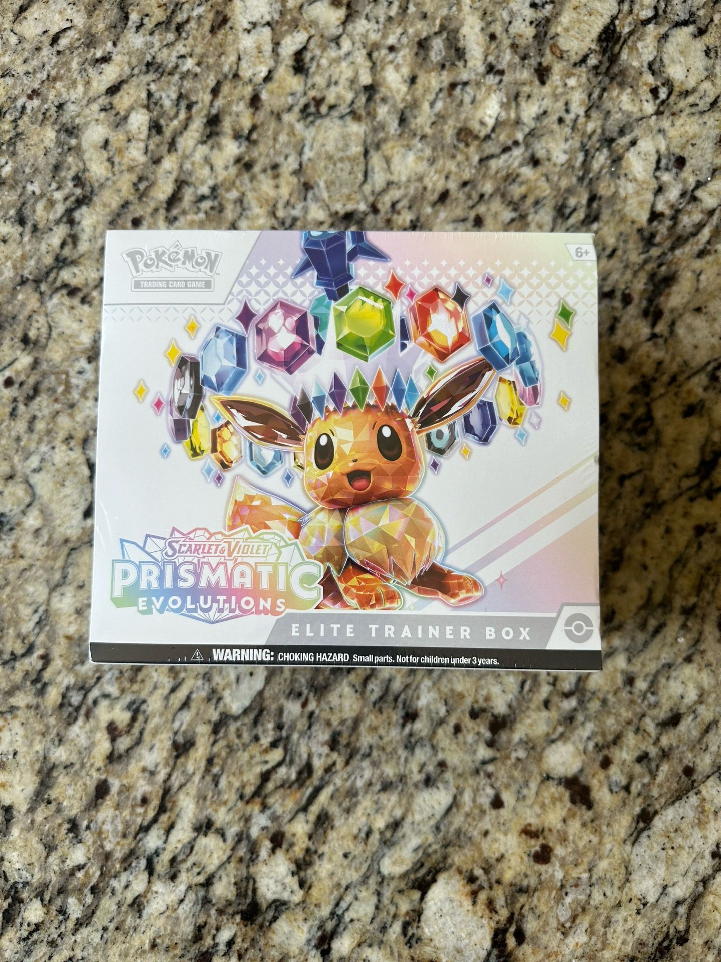 Pokémon Prismatic Evolutions ETB