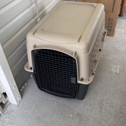 Large Dog Kennel Like New 