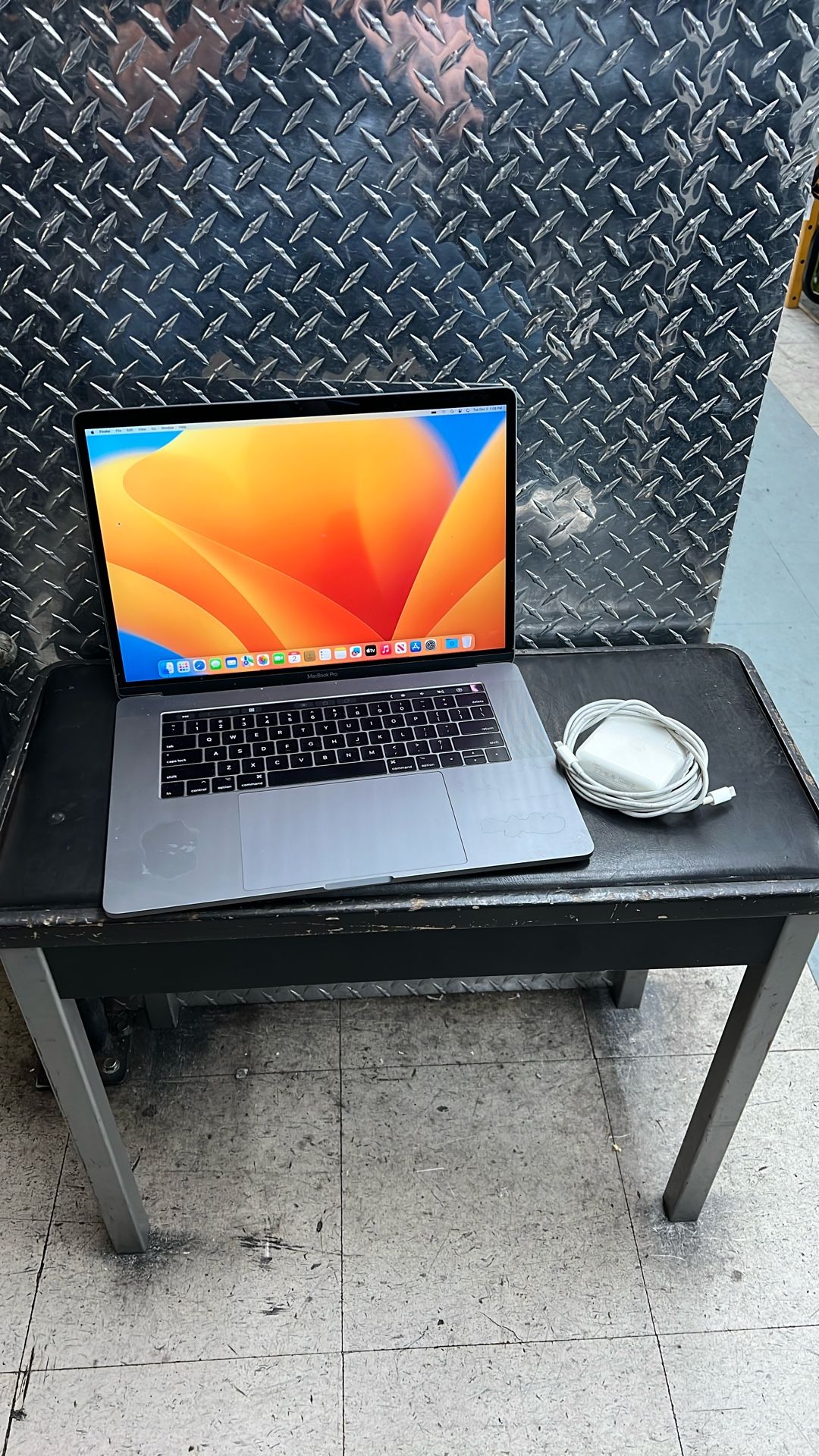 Apple MacBook Pro A1707 15” Touch Bar Laptop Computer 