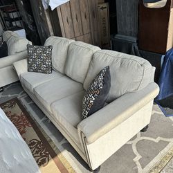 Used Sofa/Love Couch 