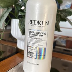 Redken Acidic Bonding Conditioner 