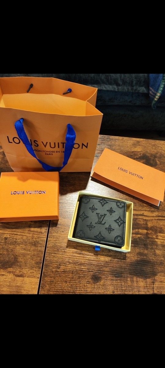 LV Men's Wallet