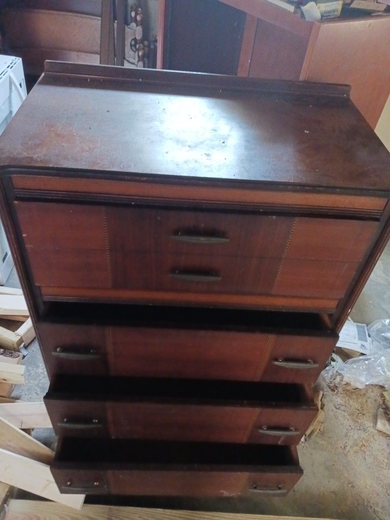 Vintage Used Chest Drawers
