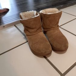 Kids Ugg Size 11 Brown Color 