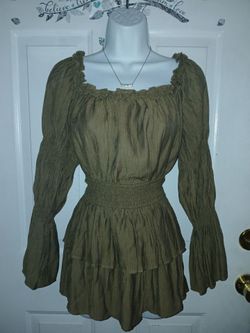 New Large Olive Green Top