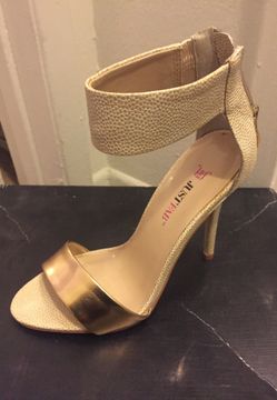 JustFab