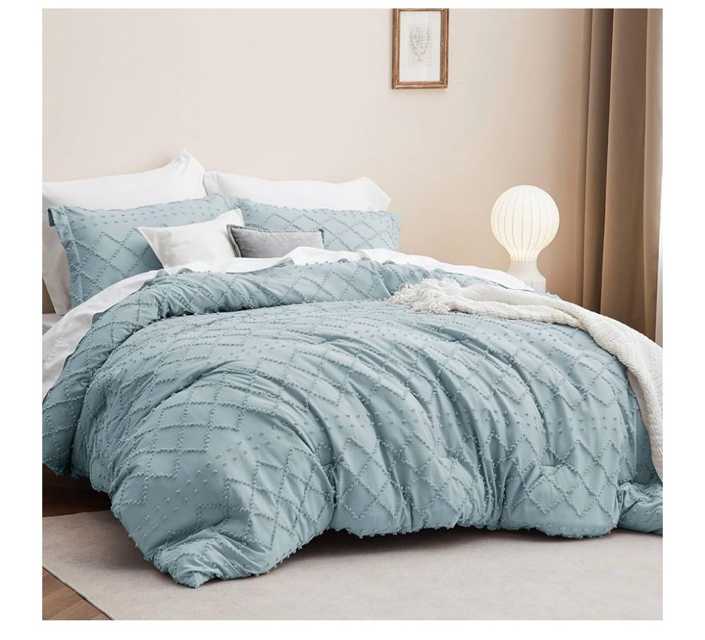 Bed Set For All Seasons