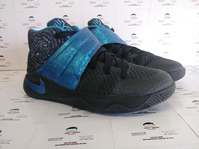 Nike Kyrie 2 Raindrop Shoes Size 4.5y Boys Shoes