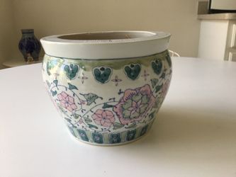 Oriental Plant pot