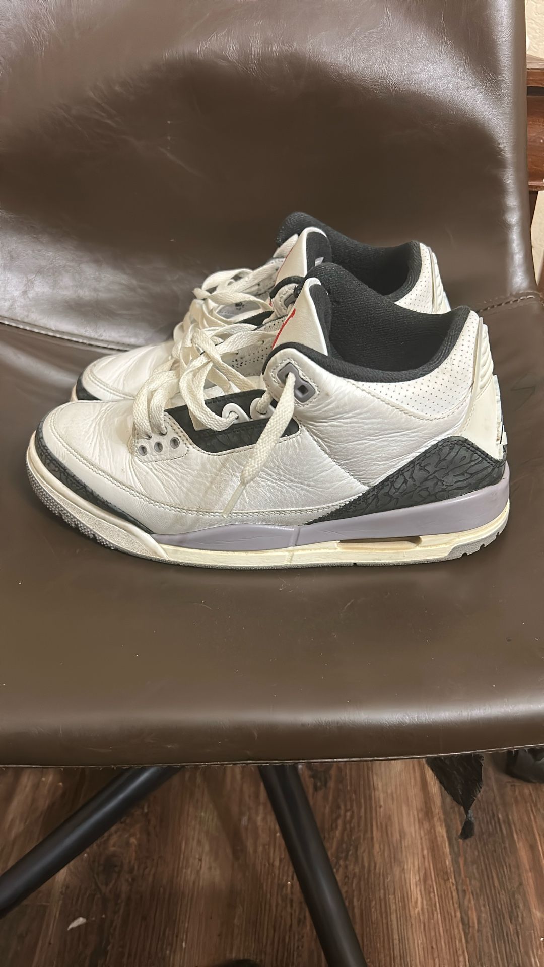 Cement Jordan 3’s 