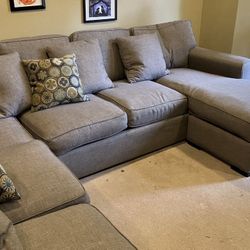 Sectional Couch 