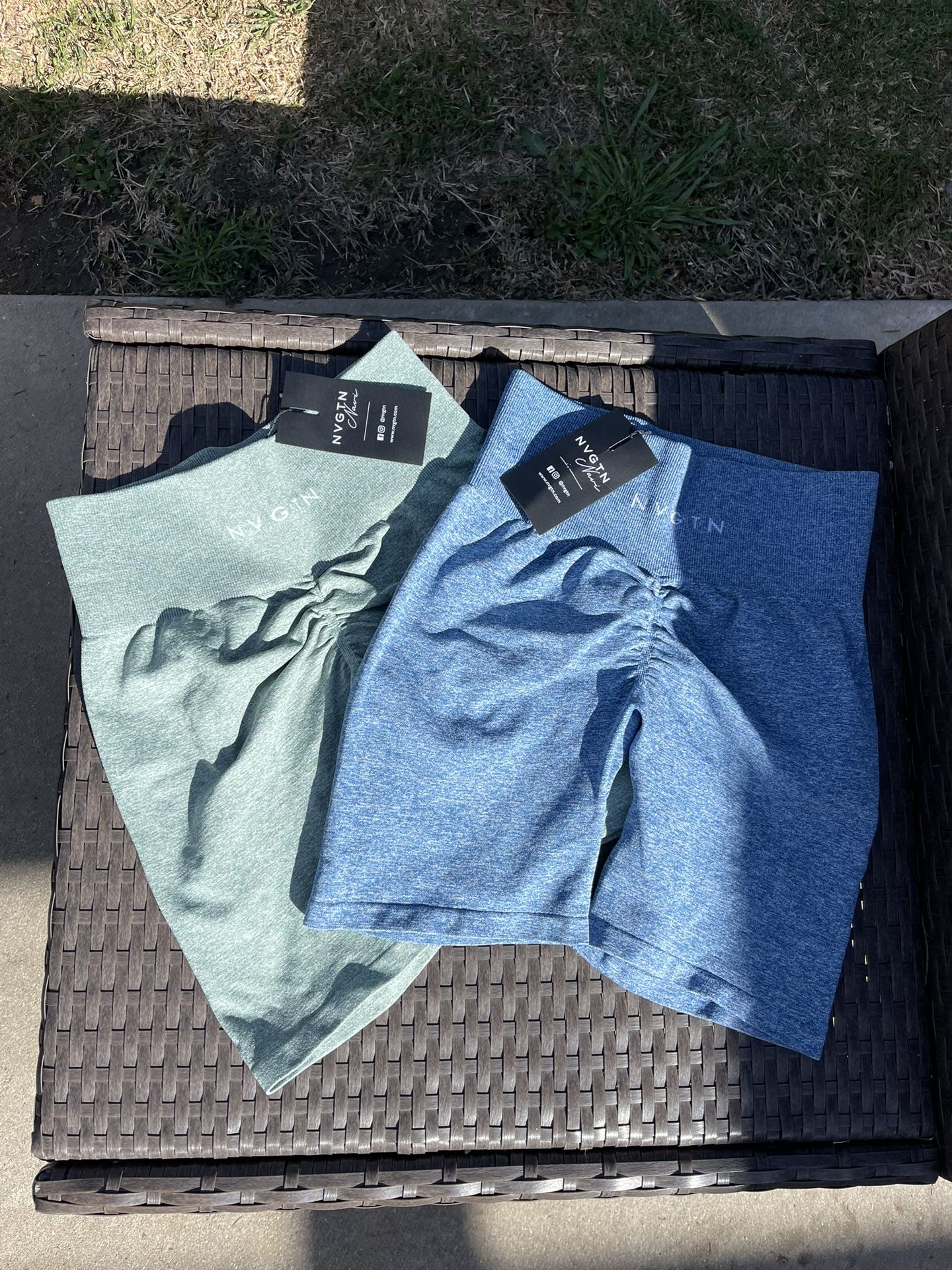 N V G T N Scrunch Seamless Shorts