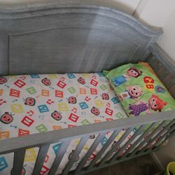 Crib With Mattress 
