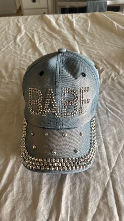 Baseball cap, White Rhinestone “BABE”