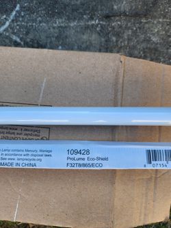 T8 Florescent Bulbs New