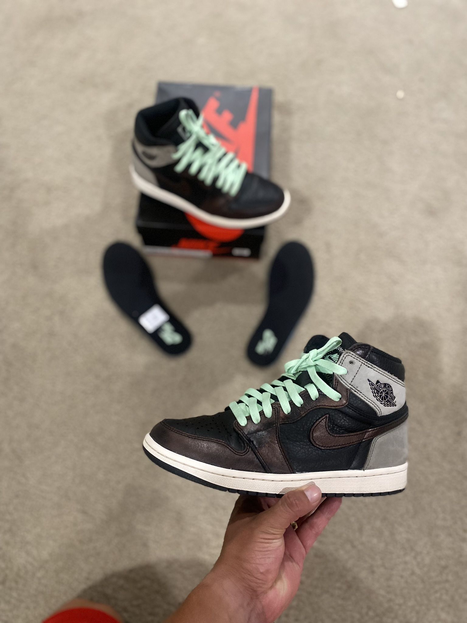 Air Jordan 1 High OG Patina Size 8M