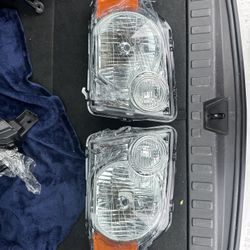 Ford Escape 2008-2012 Pair Headlights 