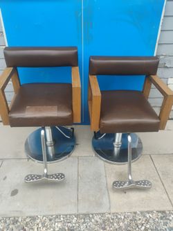 2 pedestales. Para Estetica,