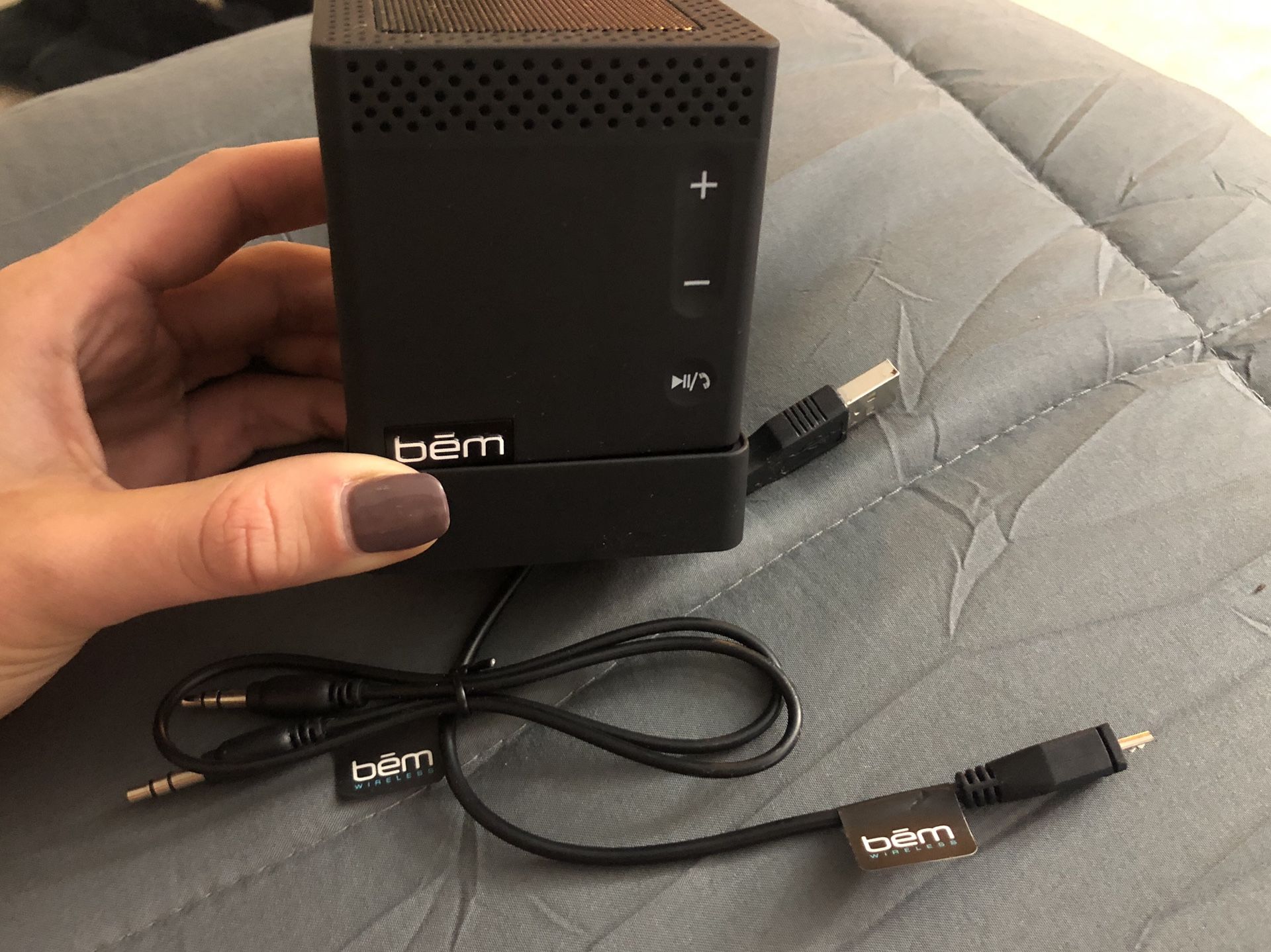 Bem Bluetooth Speaker with Original Charging and Aux Cords