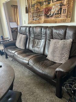 Stressless Buckingham Sofa + Free tables, storage stools & pillows