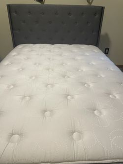 Full bed frame
