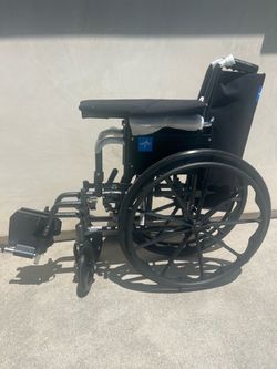 New MEDLINE adult wheelchair