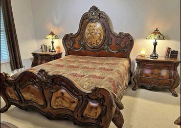 Michael Amini Chateau Beauvais Bedroom Set