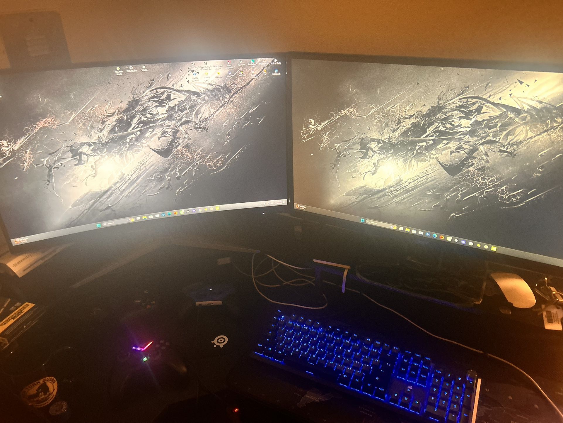 AOC 27" Curved 280hz Monitor 