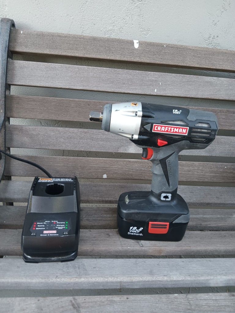 CRAFTSMAN 19.2 V , IMPACT WRENCH
