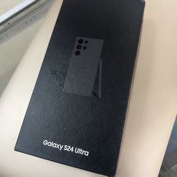 Samsung Galaxy S24 Ultra (NEW) Boost Mobile