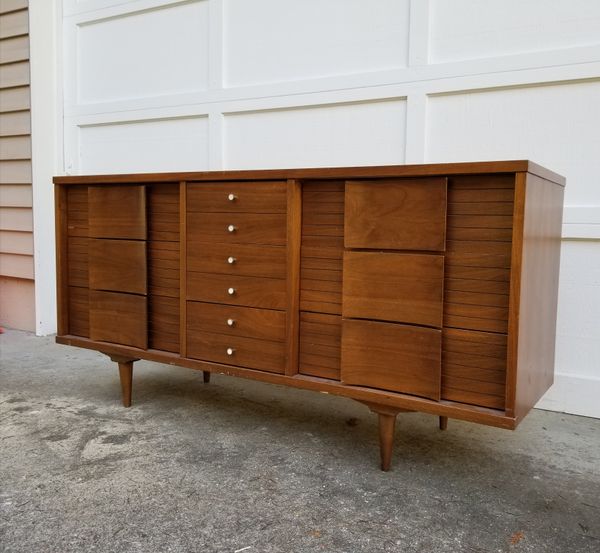 Fashion Trend By Johnson Carper Mid Century Modern Lowboy Dresser Fashion Trend By Johnson Carper Mid Century Modern Lowboy Dresser