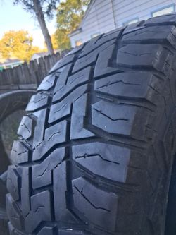 TOYO 35X12.50 R20 LT SET COMPLETO DE 4 LLANTAS USADAS 