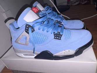 Jordan 4 UNC Size 10