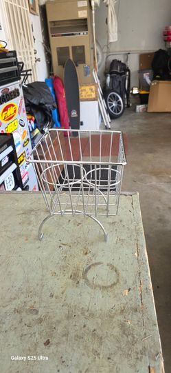 VW center console cup holder