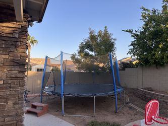 Trampoline With Safety Net And Brand New Extra Jumping Pad