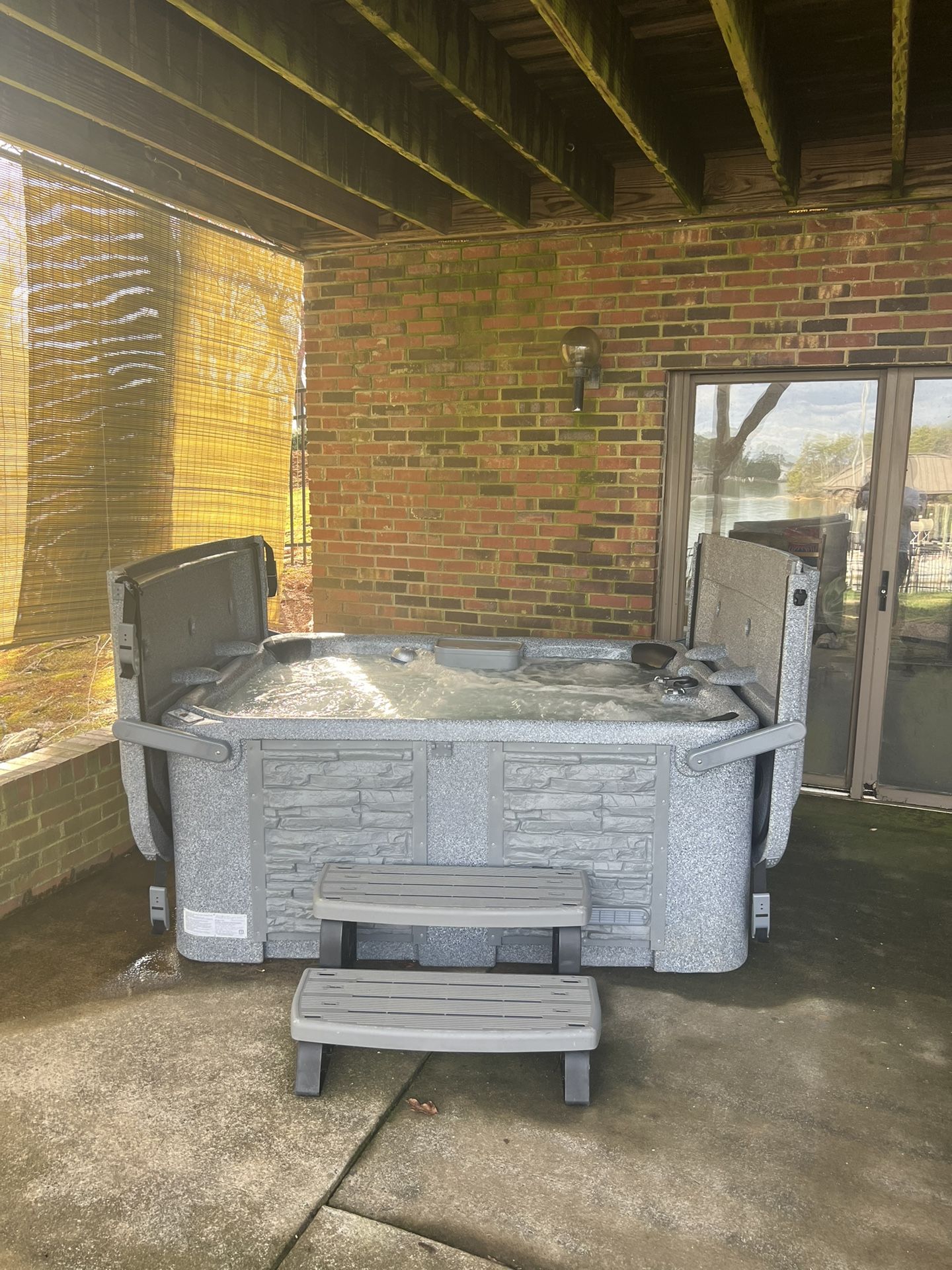 EcoSpa 4 Hot Tub